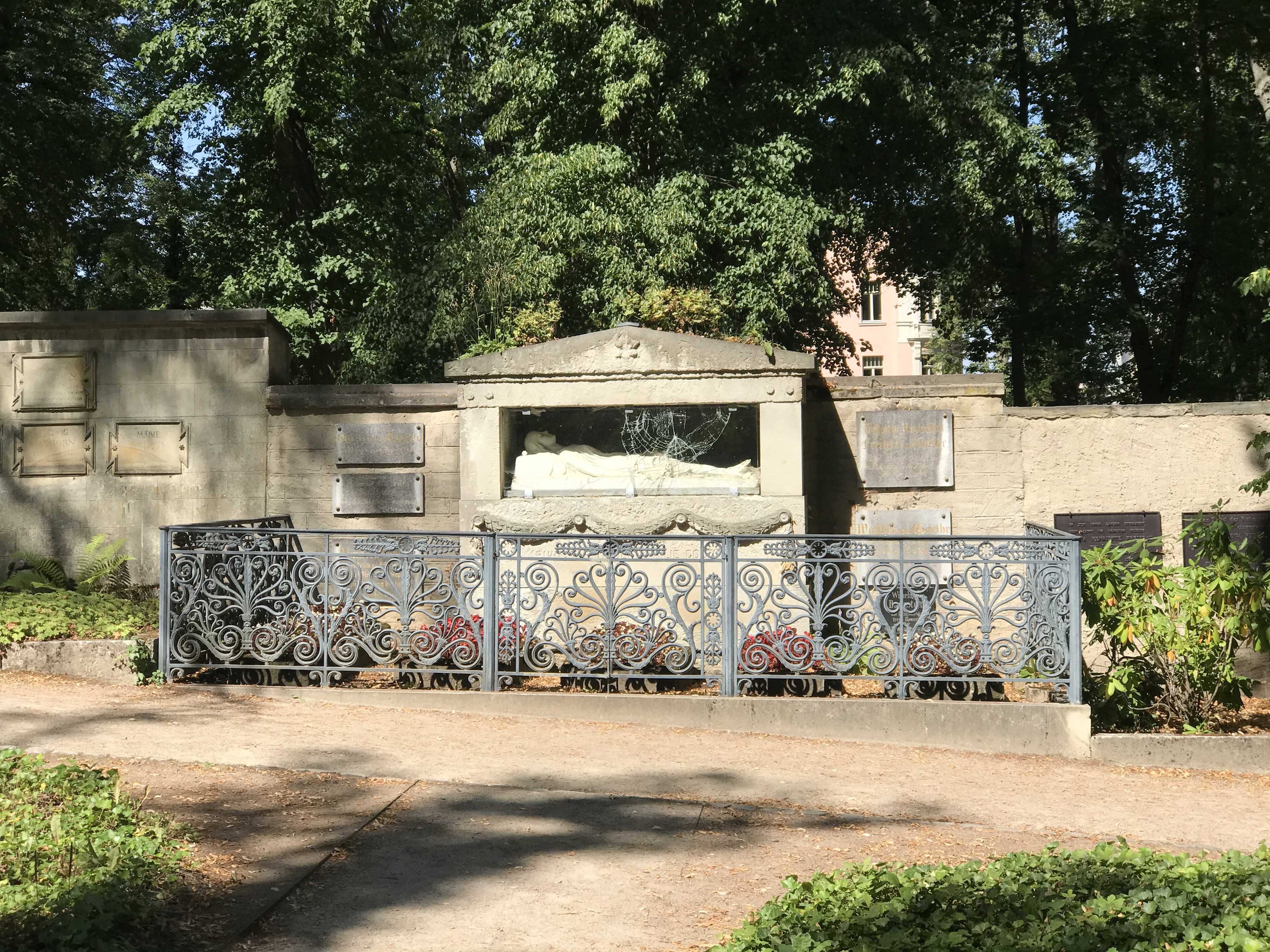 Grabstätte Walther Freiherr von Goethe, Historischer Friedhof Weimar, Thüringen, Deutschland